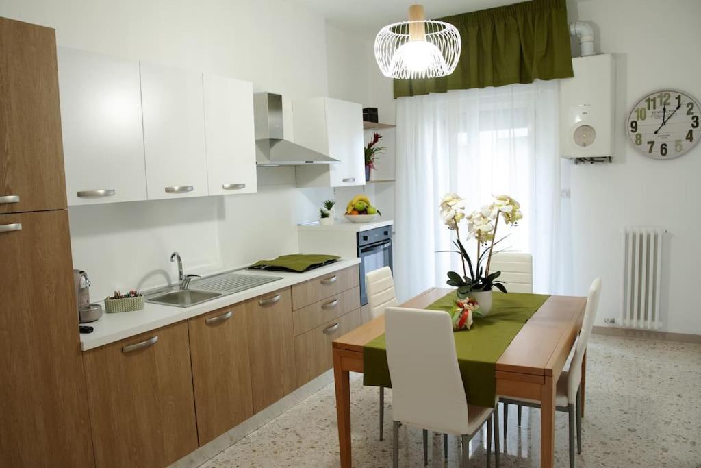 Il Mare In Citta. Appartamento Vista Mare Монополі Екстер'єр фото